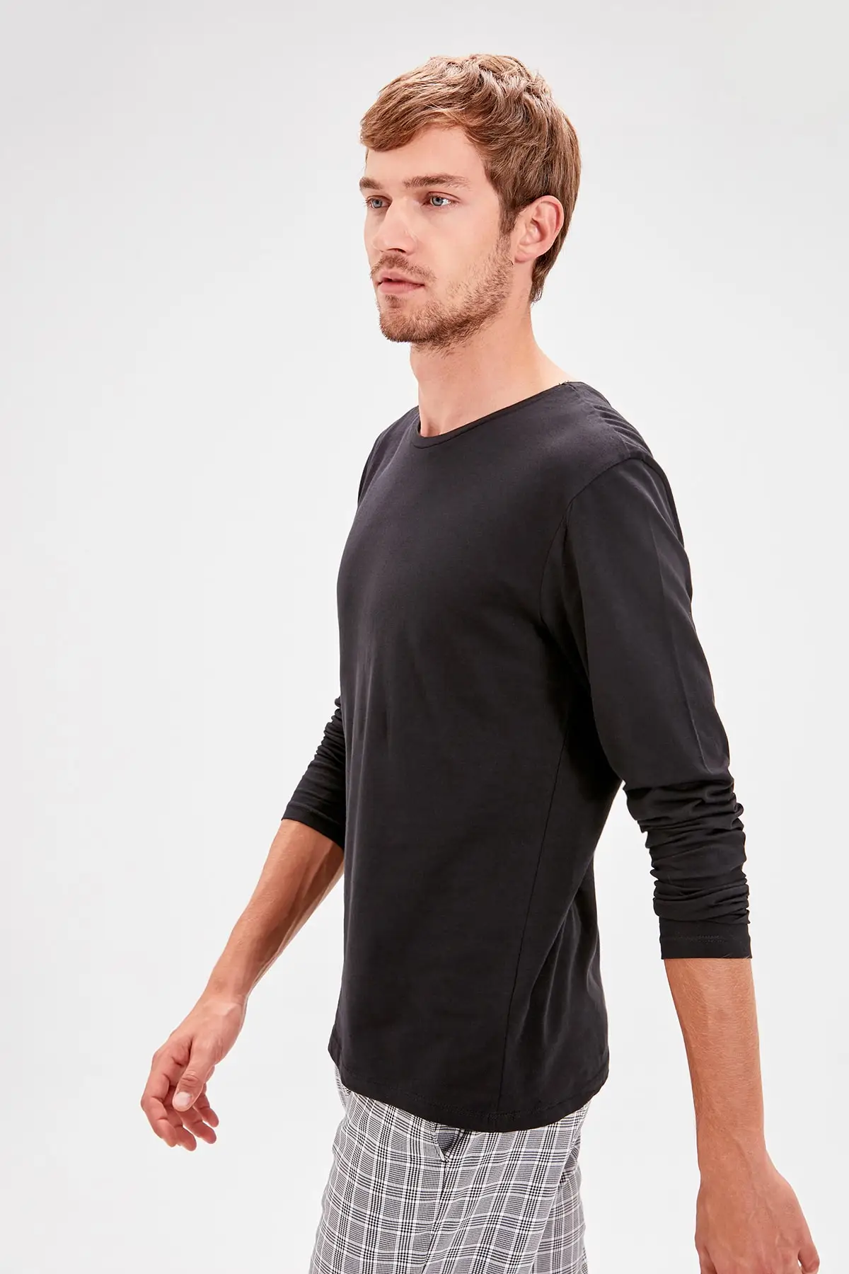 

Trendyol Male Bike Collar Long Sleeve BASIC T-shirt TMNAW20TS0199