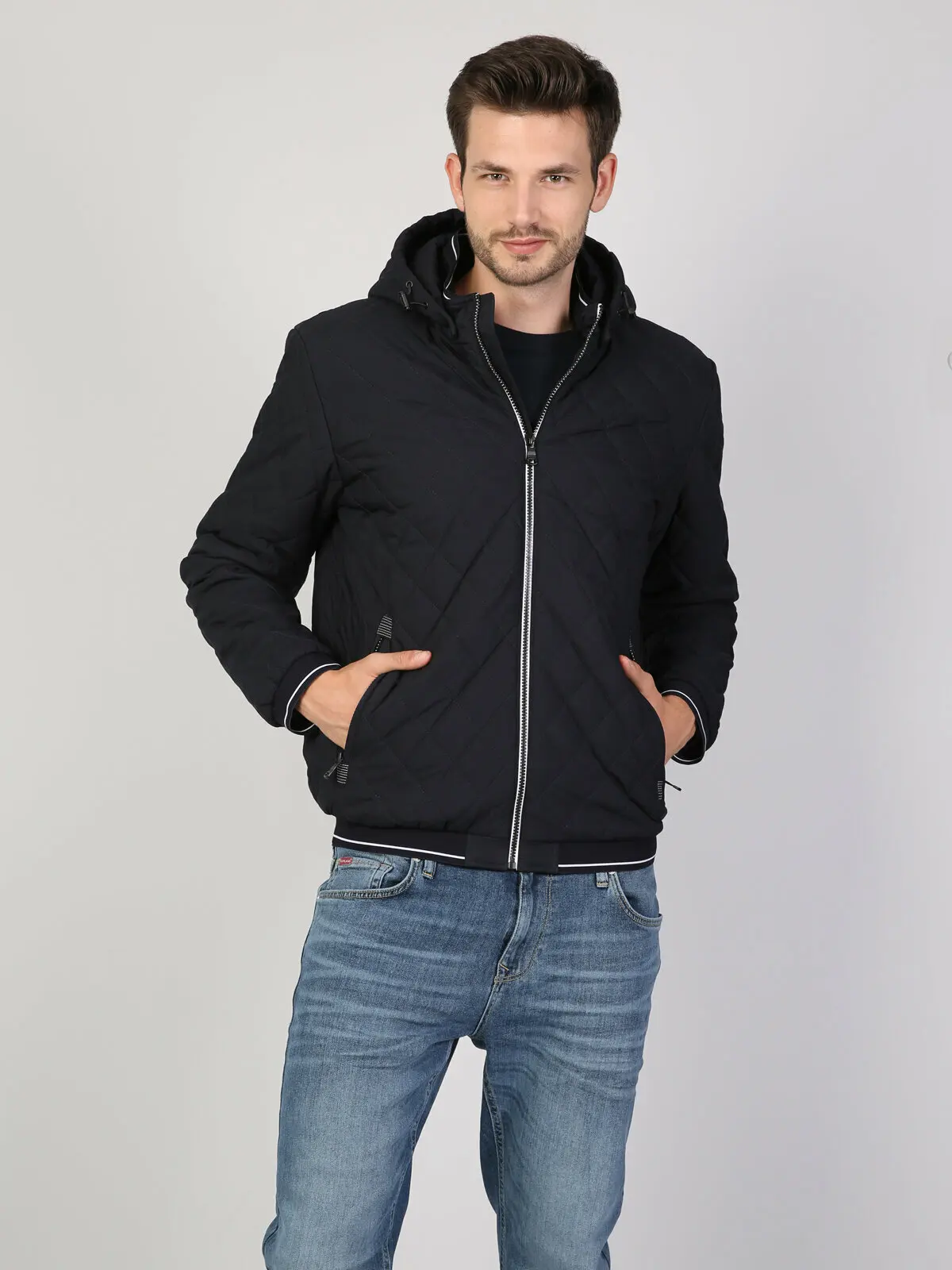 

Colins Men Slim Fit Navy Jackets ,CL1041551