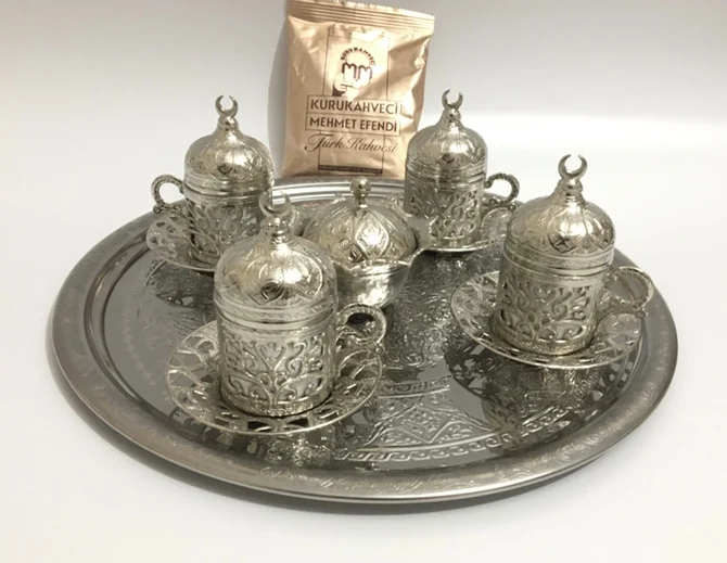 Silver Набор из 4 медных османских турецких кофейных чашек Набор арабских кофейных сервизов Чайные чашки Набор эспрессо-чашек Сделано в Турции Стильные и уникальные кофейные чашки Анатолийский турецкий кофейный чайный набор - Цвет: Silver
