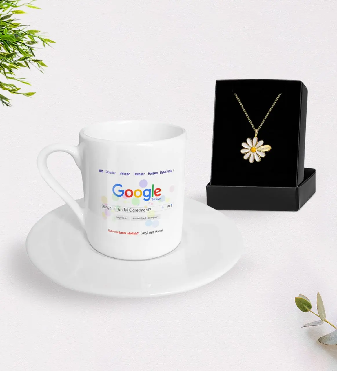 

Персонализированные Google является лучшей в мире Öğretmeni чашка для кофе по-турецки и ожерелье Маргаритка подарочный набор