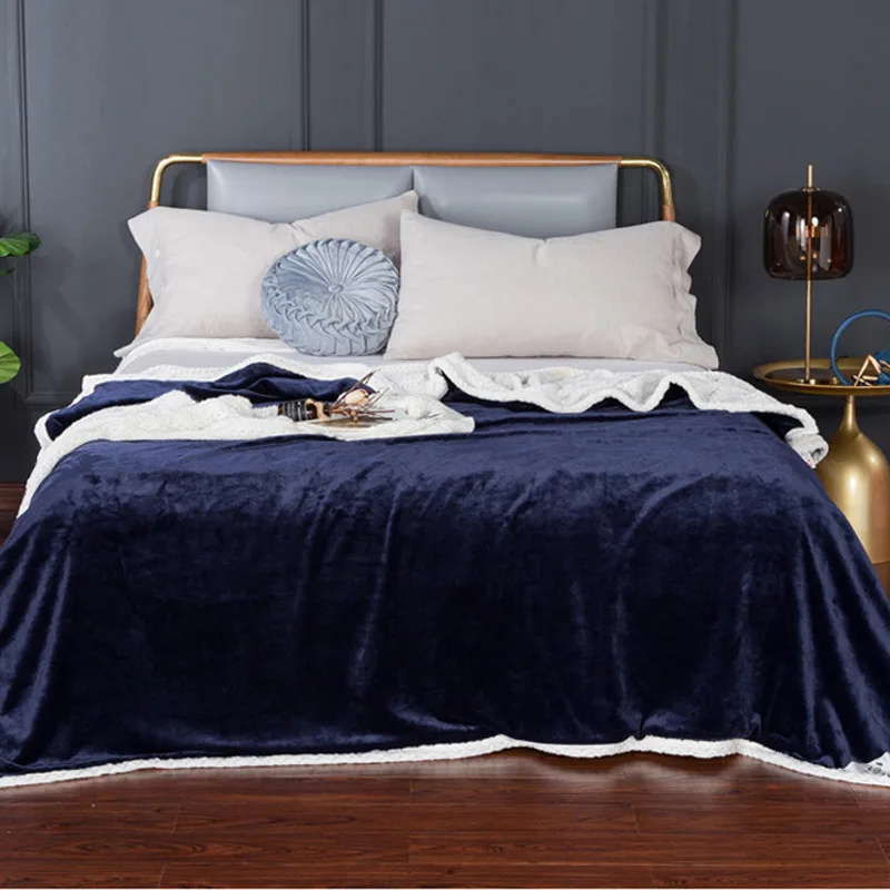 Толстое мягкое одеяло из кораллового флиса портативное моющееся для взрослых