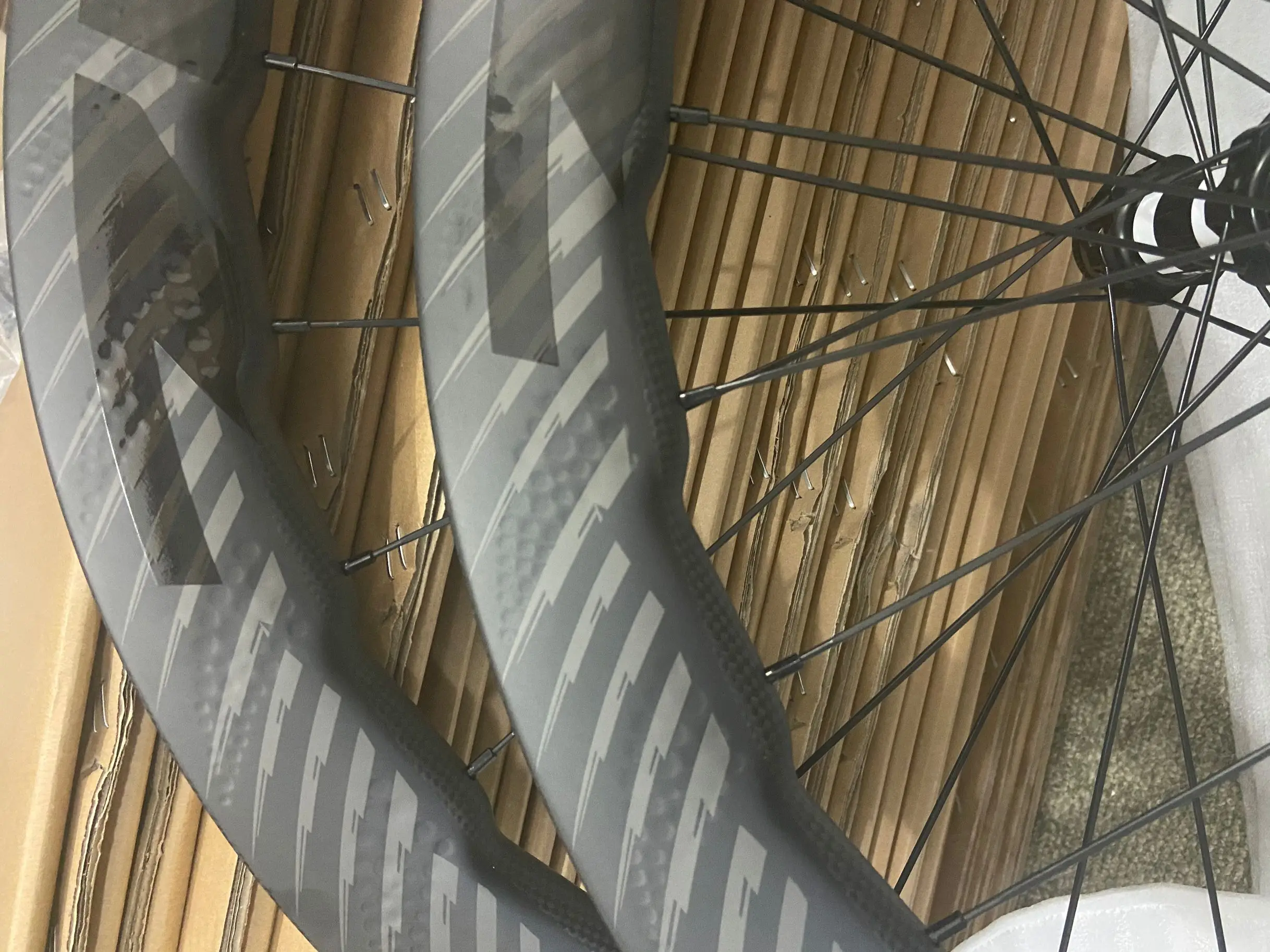 

New arrival carbon bike wheels 2021 style 454 dimples carbon wheels disc brakes 58mm clincher 25mm wide dimples cycling wheelset