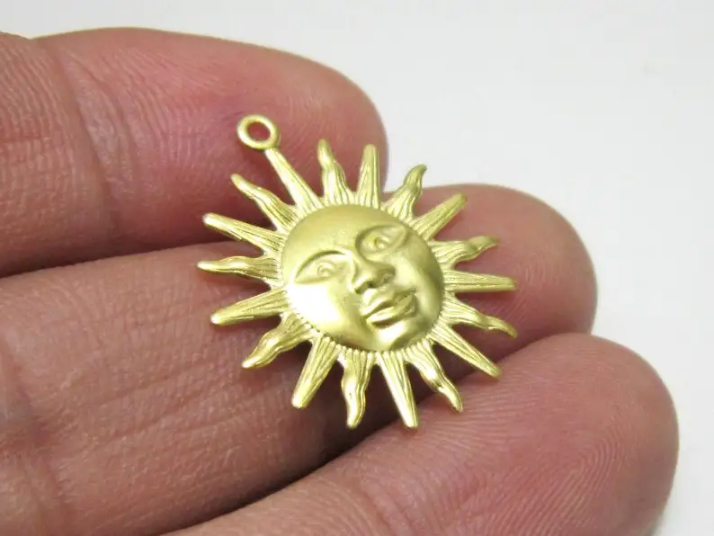 

10 шт., латунные подвески на лицо от солнца, аксессуары для сережек, латунные фурнитуры, 24,5x22 мм, принадлежности для изготовления ювелирных из...