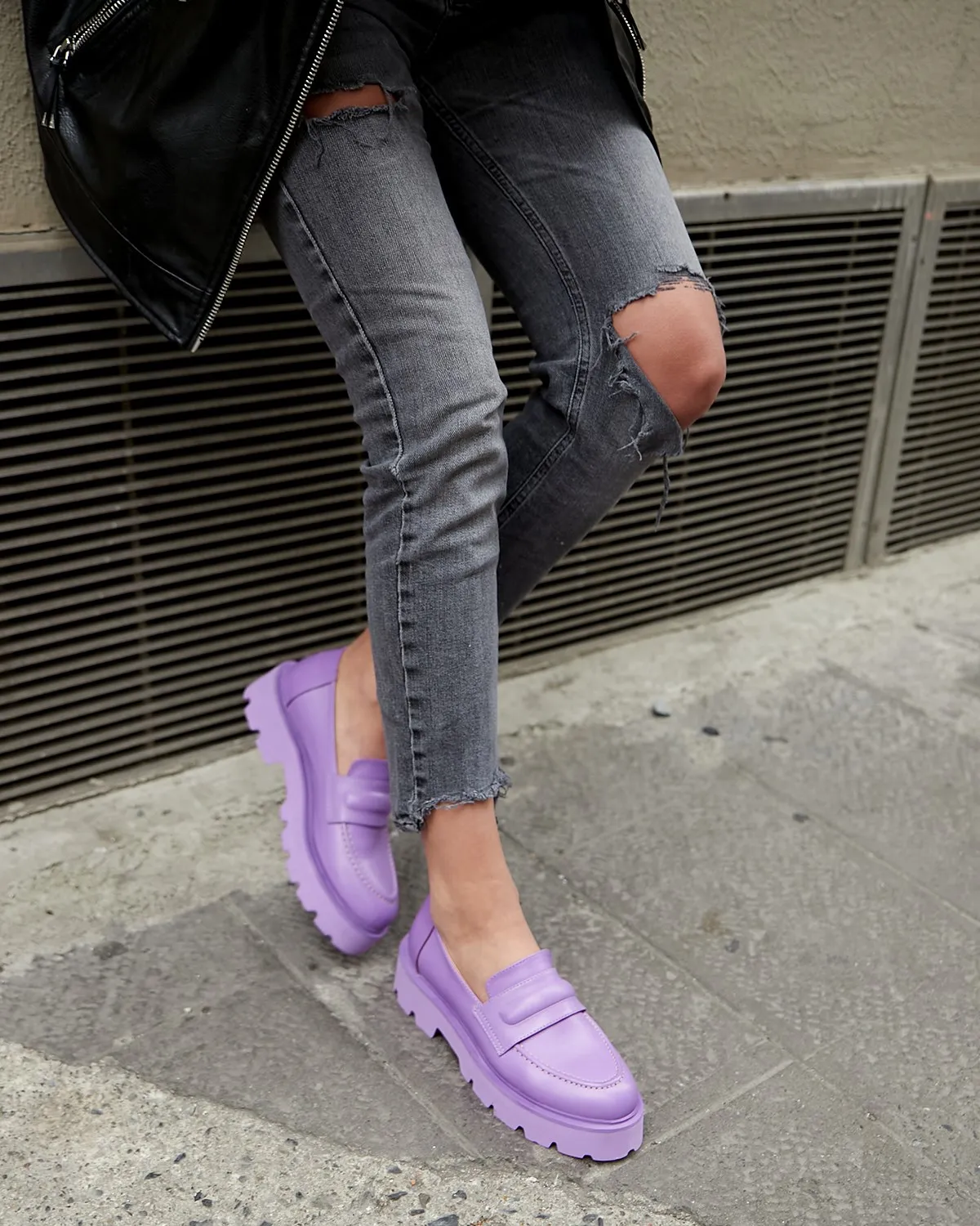 Женские лоферы из натуральной кожи puрол весенние туфли на плоской светильник кой