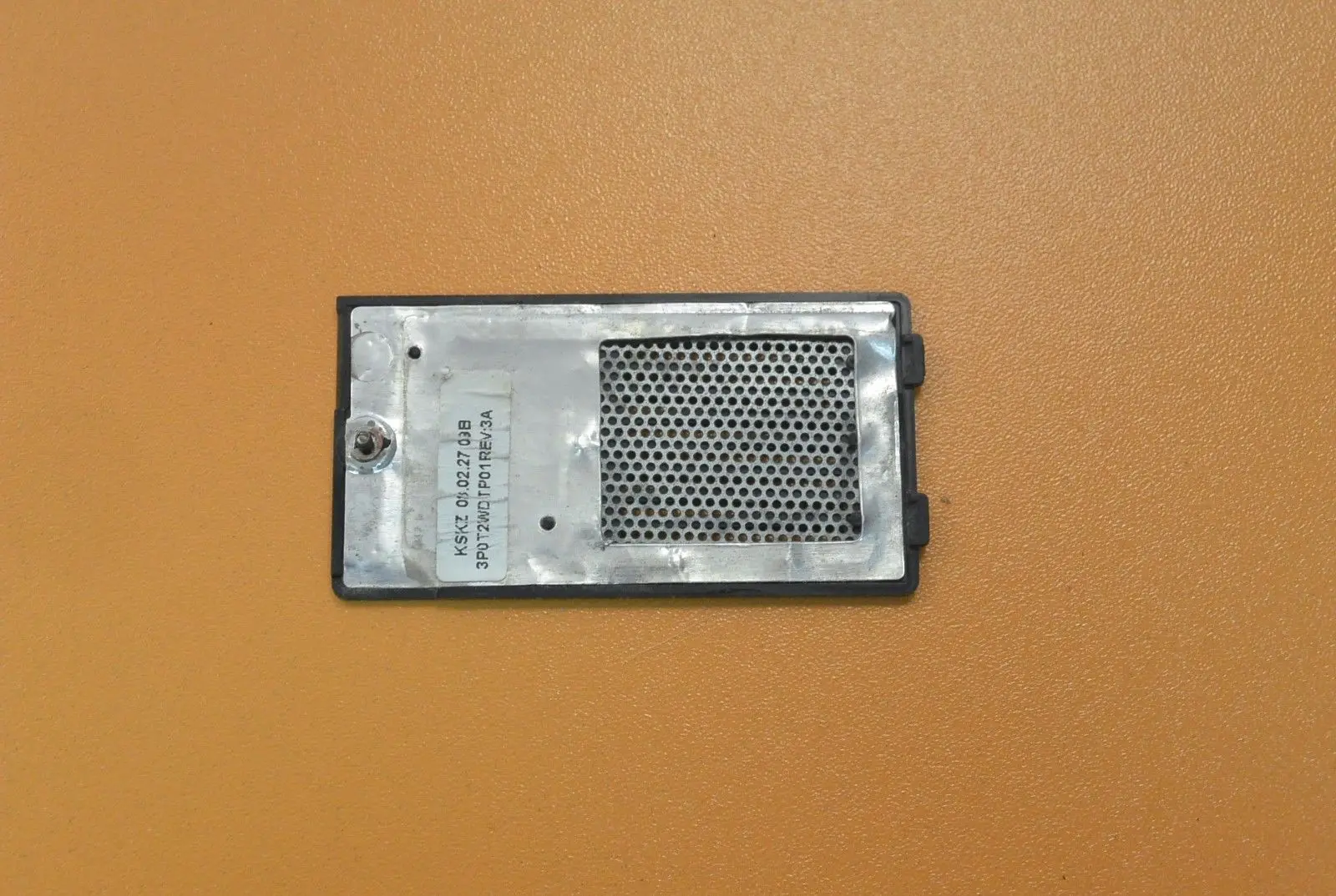 HP COMPAQ 2510P крышка закрывающая Вай-фай 3P0T2WDTP01