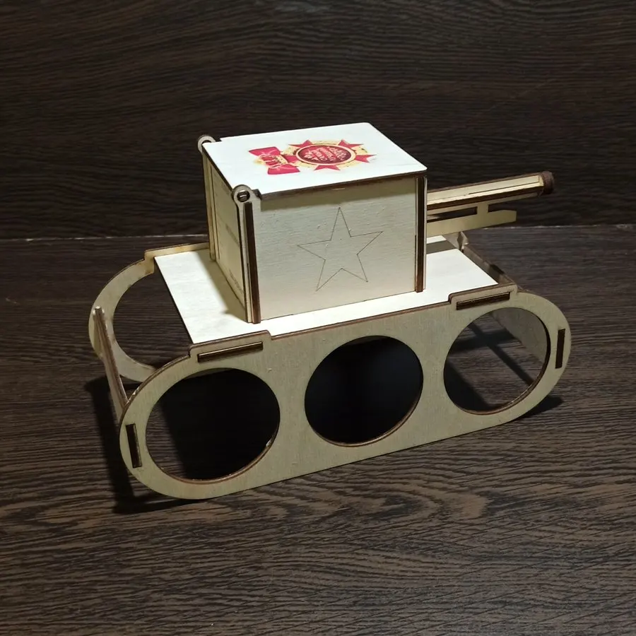 Подставка для баночного пива танк подарки на 23 февраля - интересные и