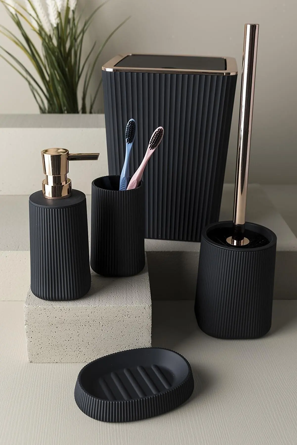 Lux 5 Pcs Black Acrylic Bathroom Accessories Set Striped Pattern Toothbrush Holder Toilet Brush Liquid Soap Dispenser Soapholder