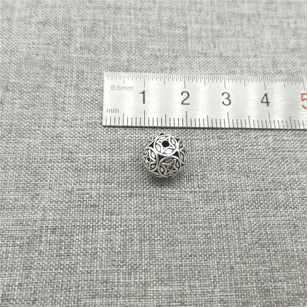 

2 Pieces 925 Sterling Silver Round Ball Beads 10mm w/ Coin Design for Bracelet