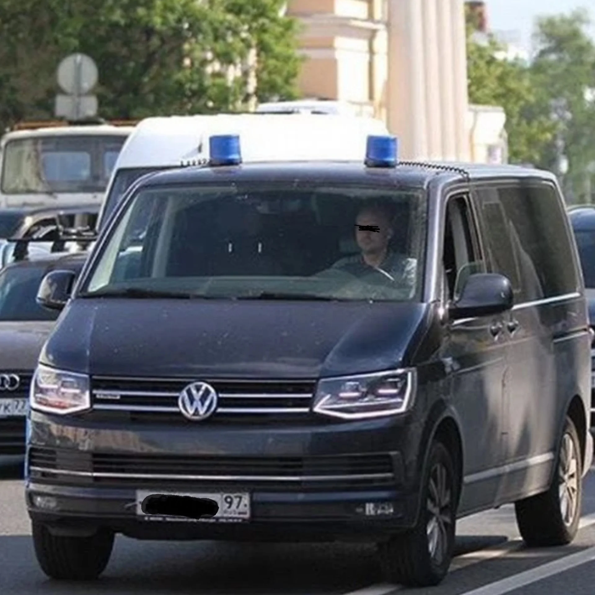 Мигалка спецсигнал светодиодная на крышу автомобиля эвакуатора трактора