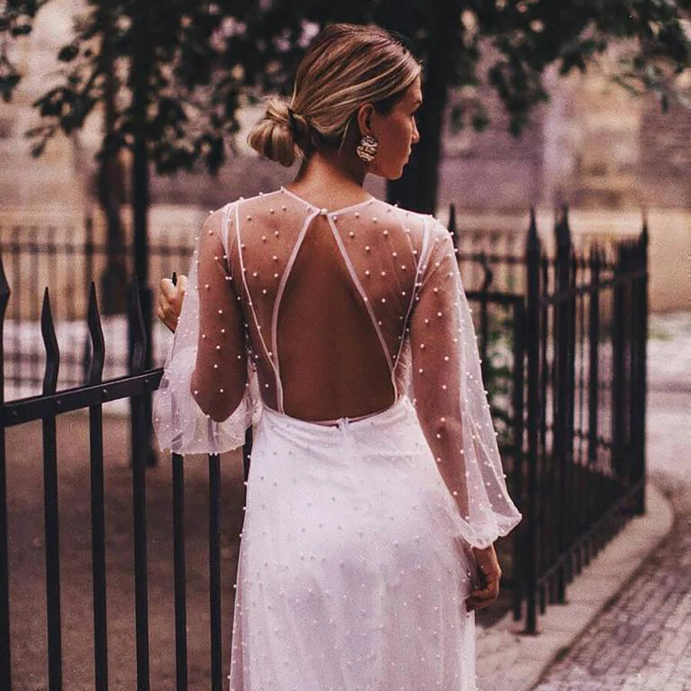 Женское свадебное платье из фатина белое с длинным рукавом V-образным вырезом и