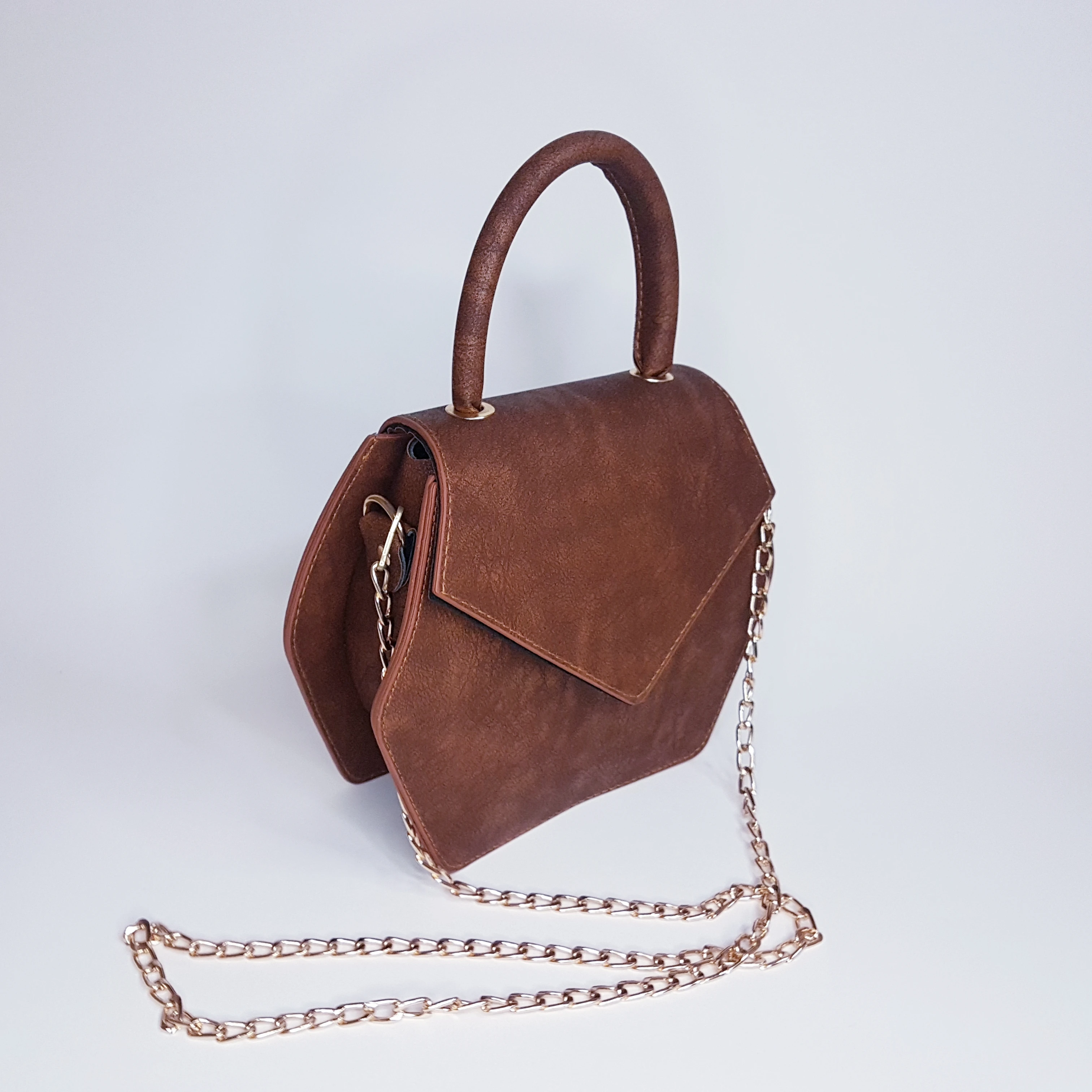 

Hand and Shoulder Bag Brown