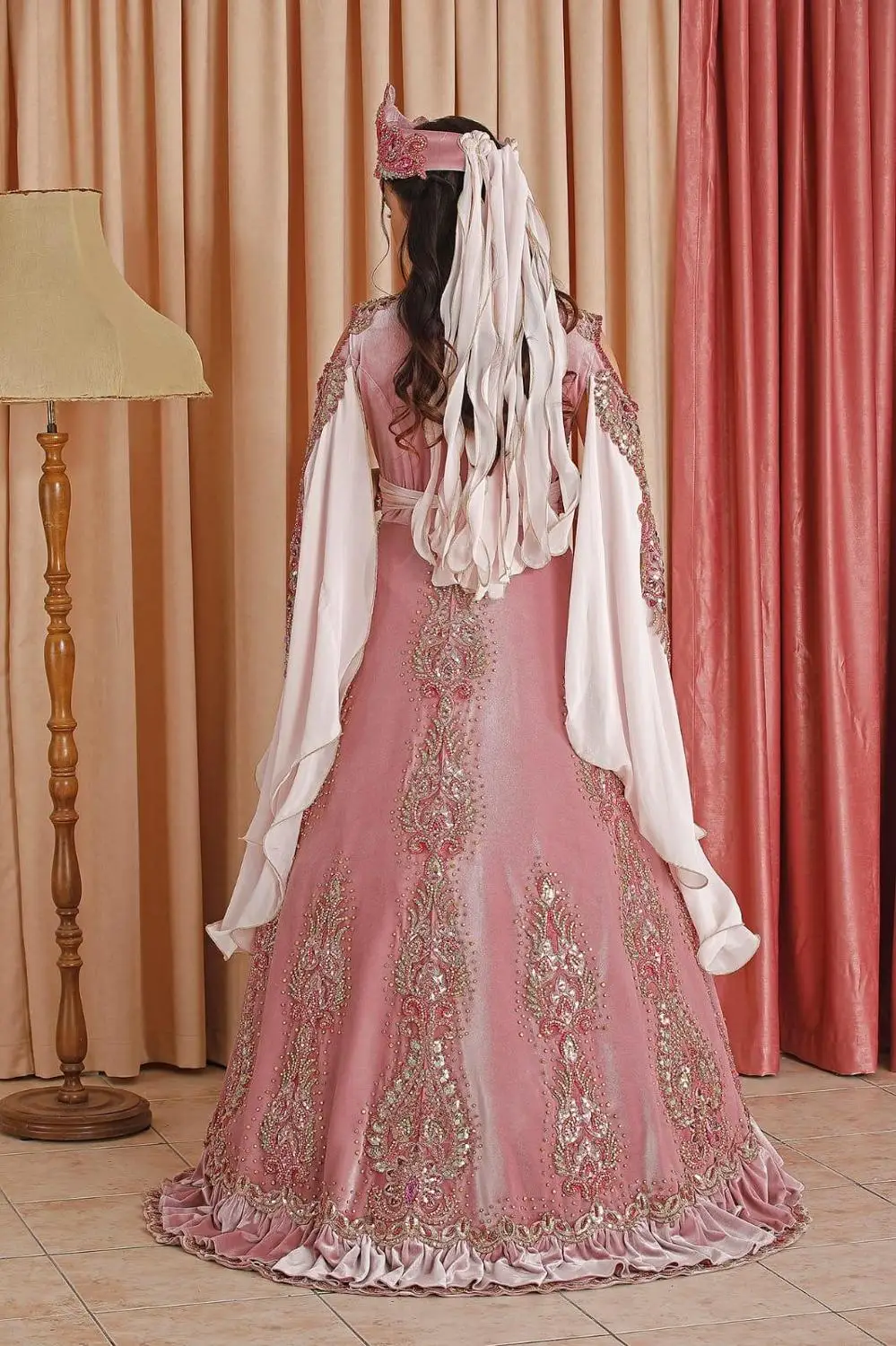 Turkish Pink Caftan Henna 2020 Engagement Wedding Dress Kaftan For Wedding Turkish bindallı modelleri Kına ve xina kaftanı