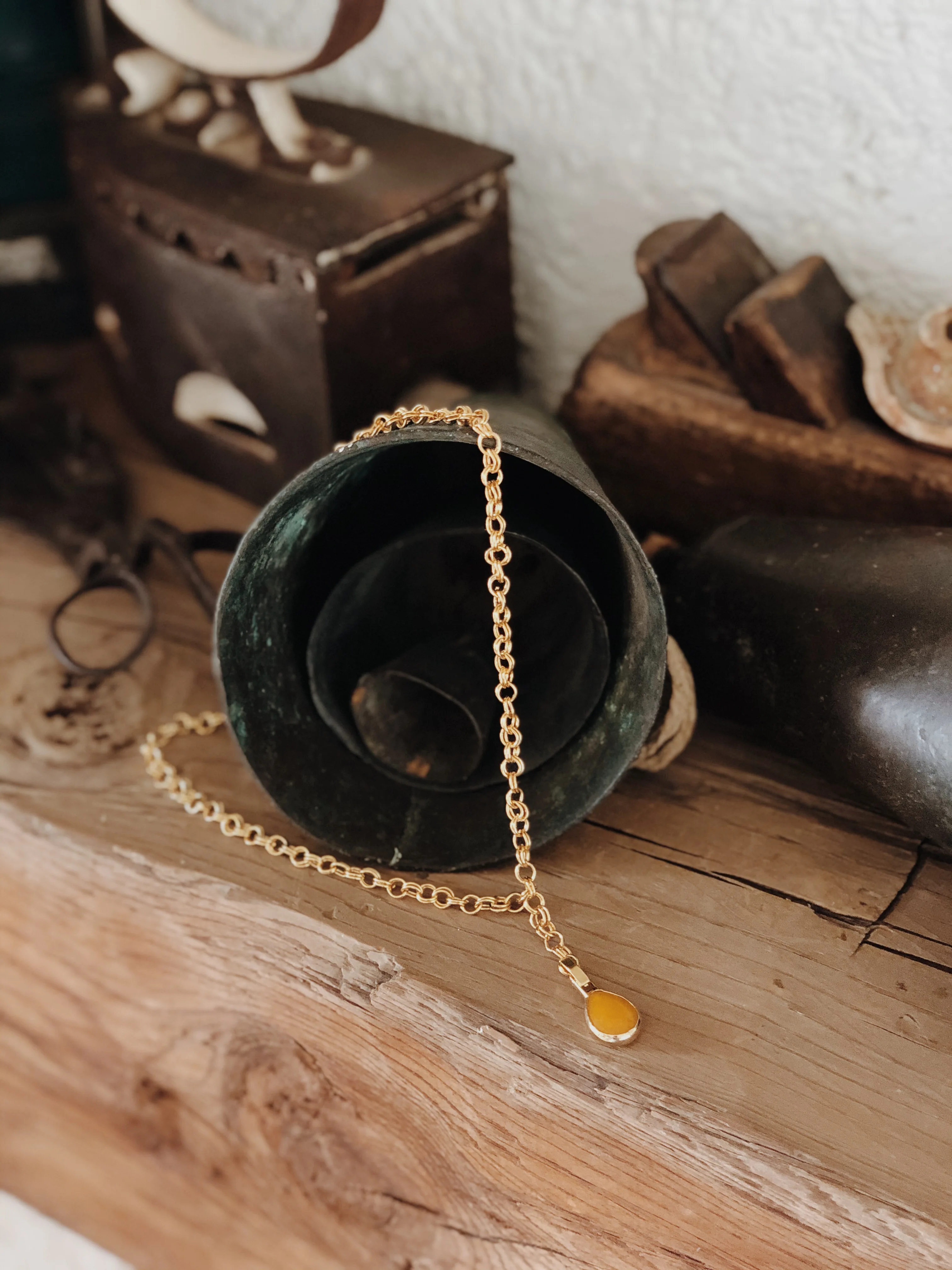 

GULCE DERELI, YELLOW NATURAL STONE CHARM NECKLACE, CHAIN NECKLACE, NEW PRODUCT, GIFT BOX, GOLD/SILVER PLATED