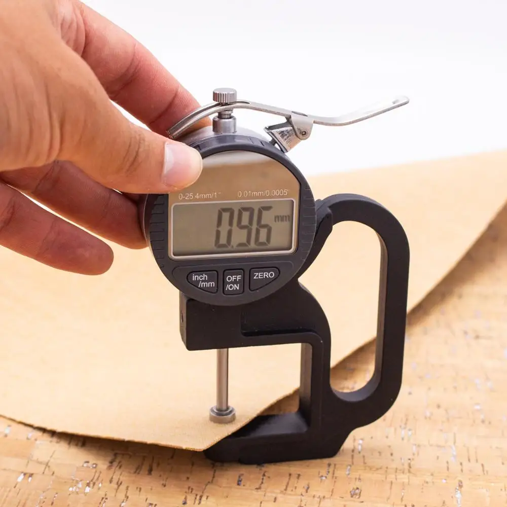 Португальский пробковый материал натуральный с серебряными полосами пробковая