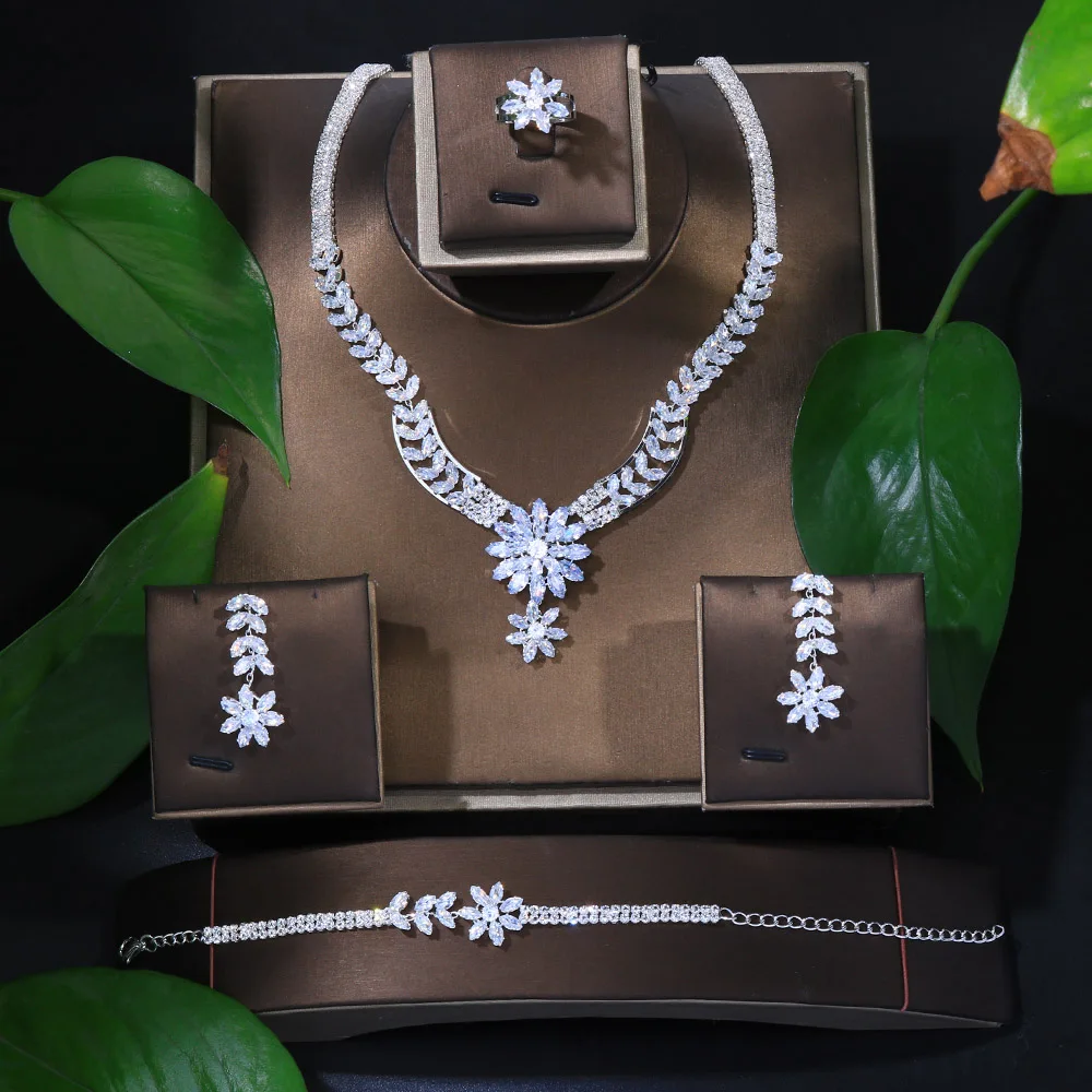 

Luxury 4Pcs Zircon Flower Bridal Jewelry Sets Wedding for Women Fashion Rhinestone Necklace Earrings Sets Festival Accessories