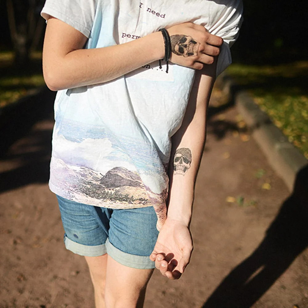 Temporary tattoo MneTatu "Skull hat" Black | Красота и здоровье