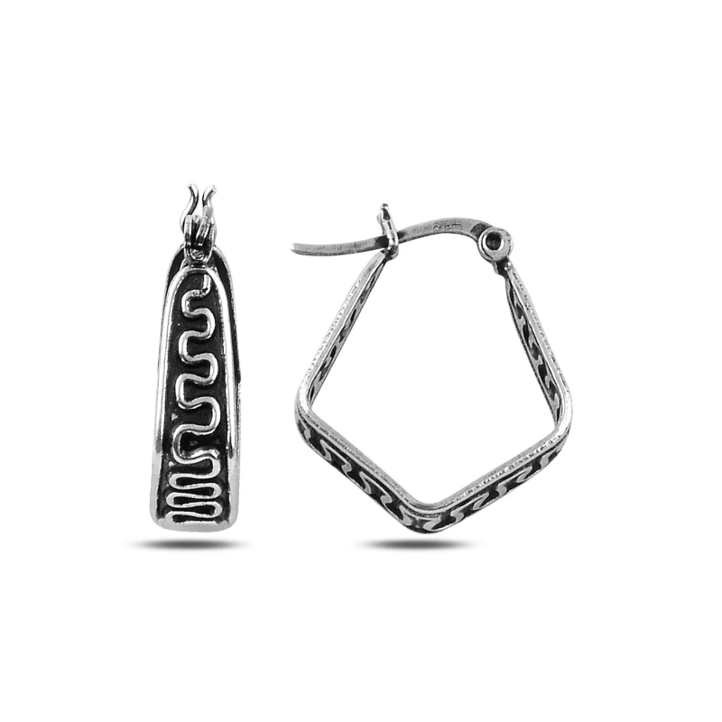 

Серебряные серьги с узором в 925 пробы