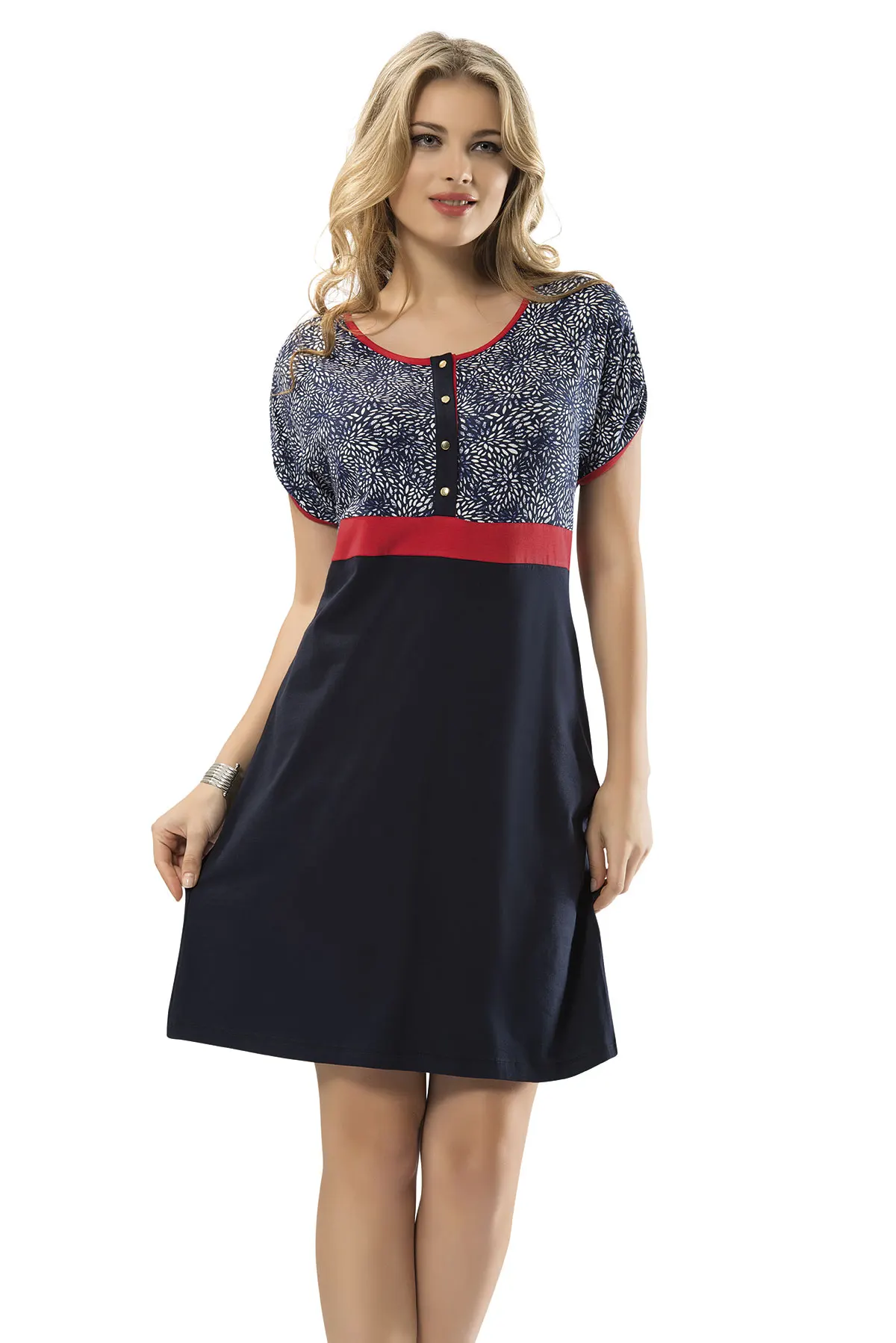 

Women's Buttoned Nightgown - 927