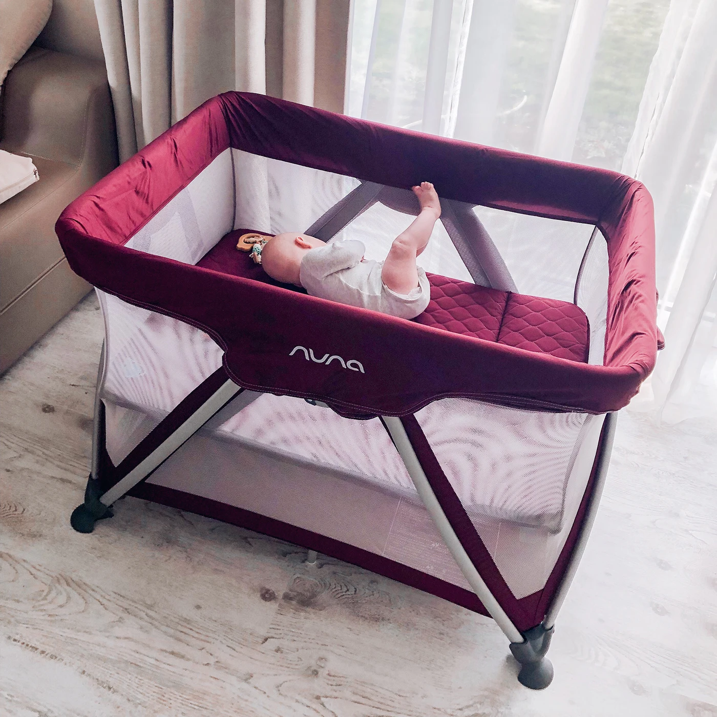 Манеж кровать Nuna Sena Berry TC09009GL|Детские манежи| |