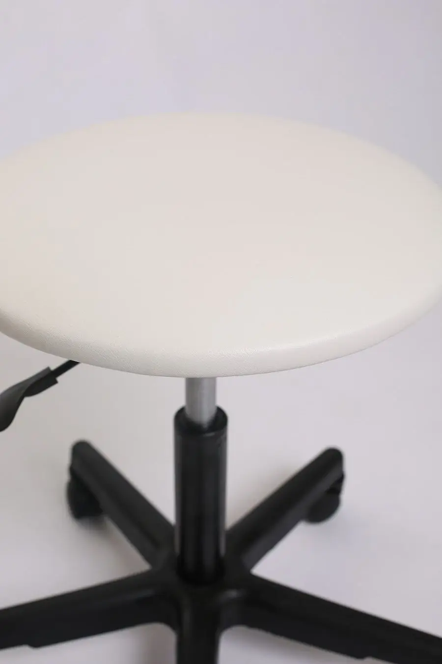 Табурет &quotЭконом&quot табурет для маникюра салона красоты с регулировкой