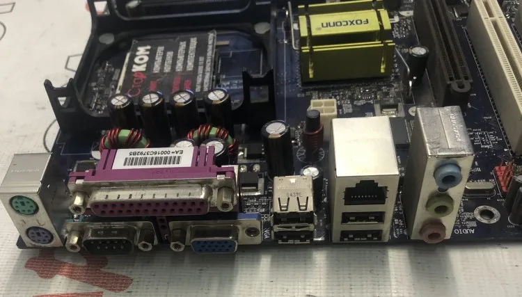 Motherboard Foxconn 6514MR-ES S 478 |