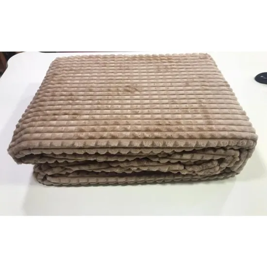 

Двухслойное турецкое одеяло Merinos 100% полиэстер Пирамида с тиснением 200x220 см