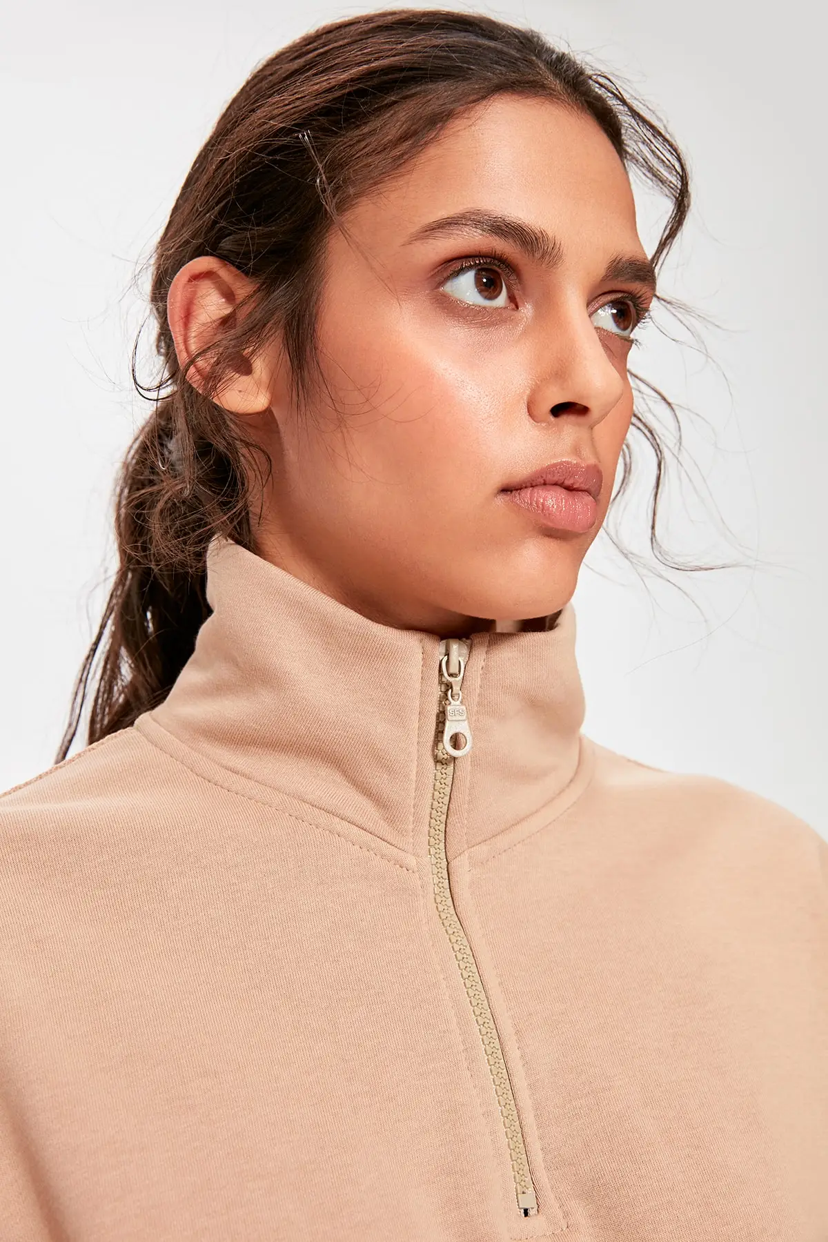 Trendyol Camel Shir детальный укороченный вязаный свитер TWOAW20SW0074