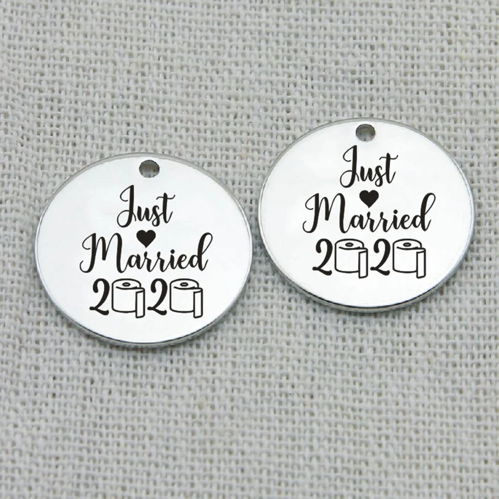 New year gifts Just Married 2020 Pendant Necklace Women Jewelry Engraved jewelry Key Chains charm Bracelets 22mm 5Pcs/Lot | Украшения и