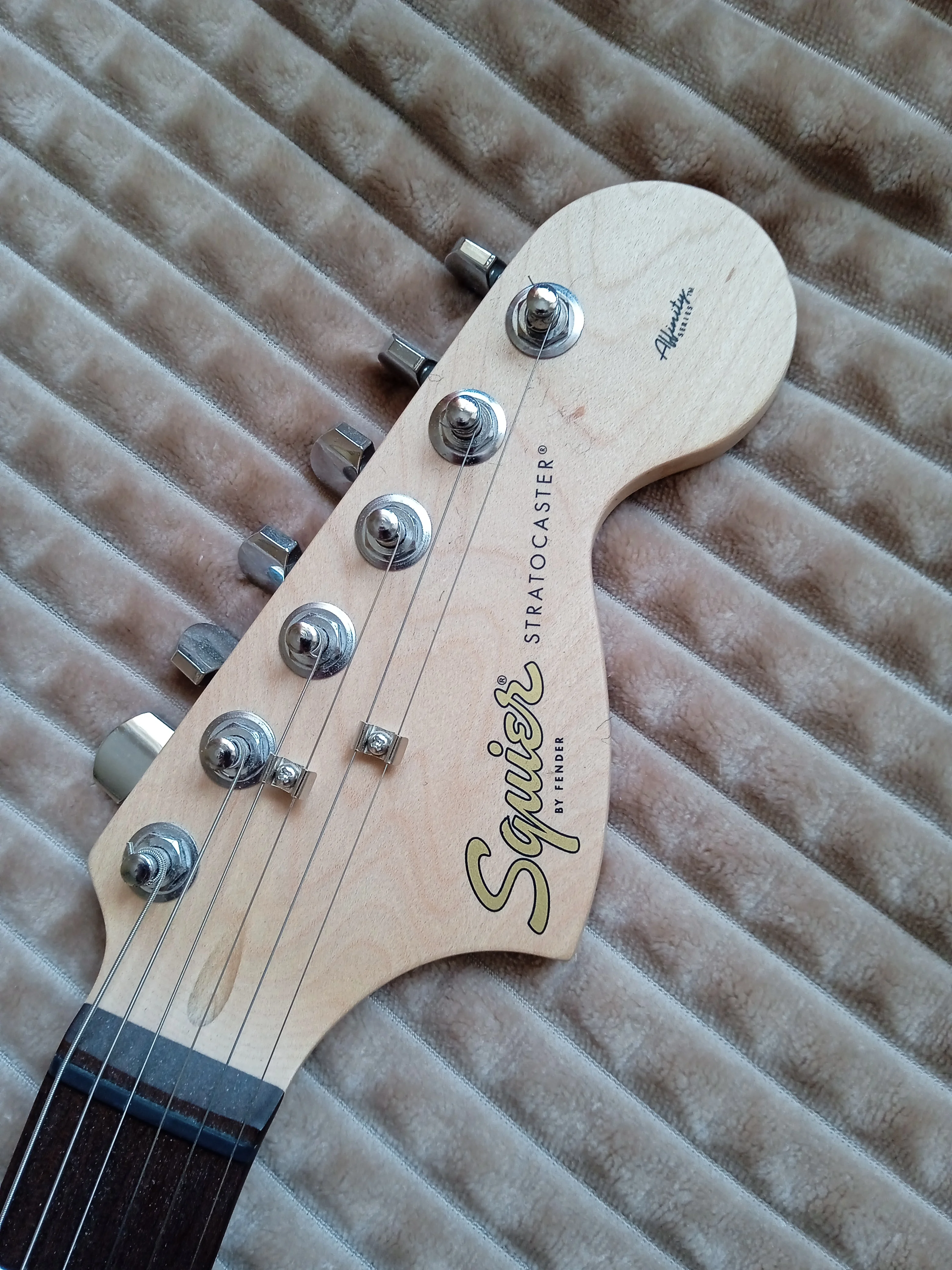 Б/У Big Head Fender Squier Stratocaster Affinity Series. Быстрая Доставка |