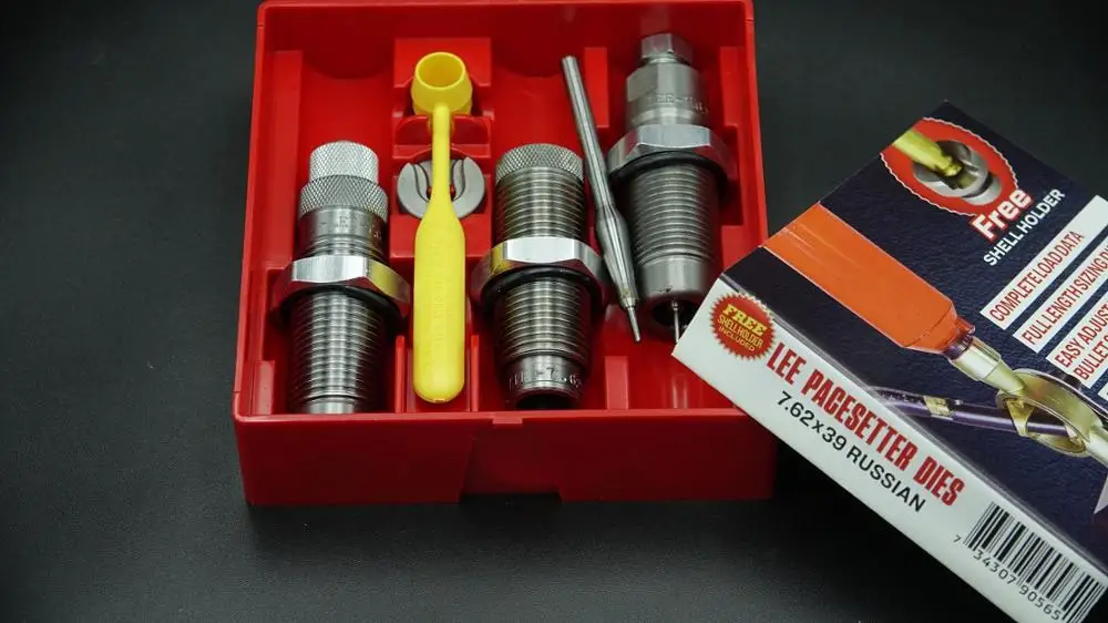 000 рублей;. молотковый набор матриц lee steel 3-die set 7. , секционные, набор, 30шт. 310. набор матриц redding full length die set 8x57 mauser - 11.