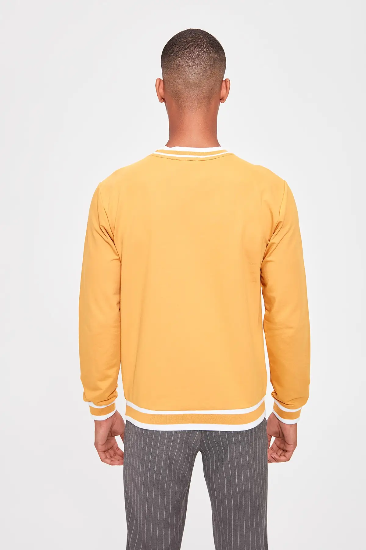 Мужская толстовка с горчичным воротником и принтом Trendyol новинка TMNAW20SW0007|Мужские