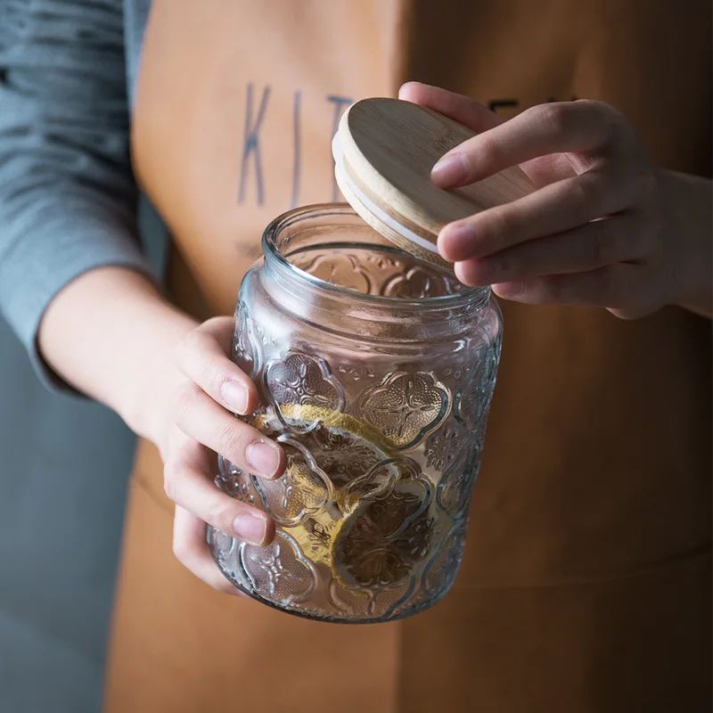 

Begonia embossed glass airtight jars, storage jars, food glass jars, home furnishings