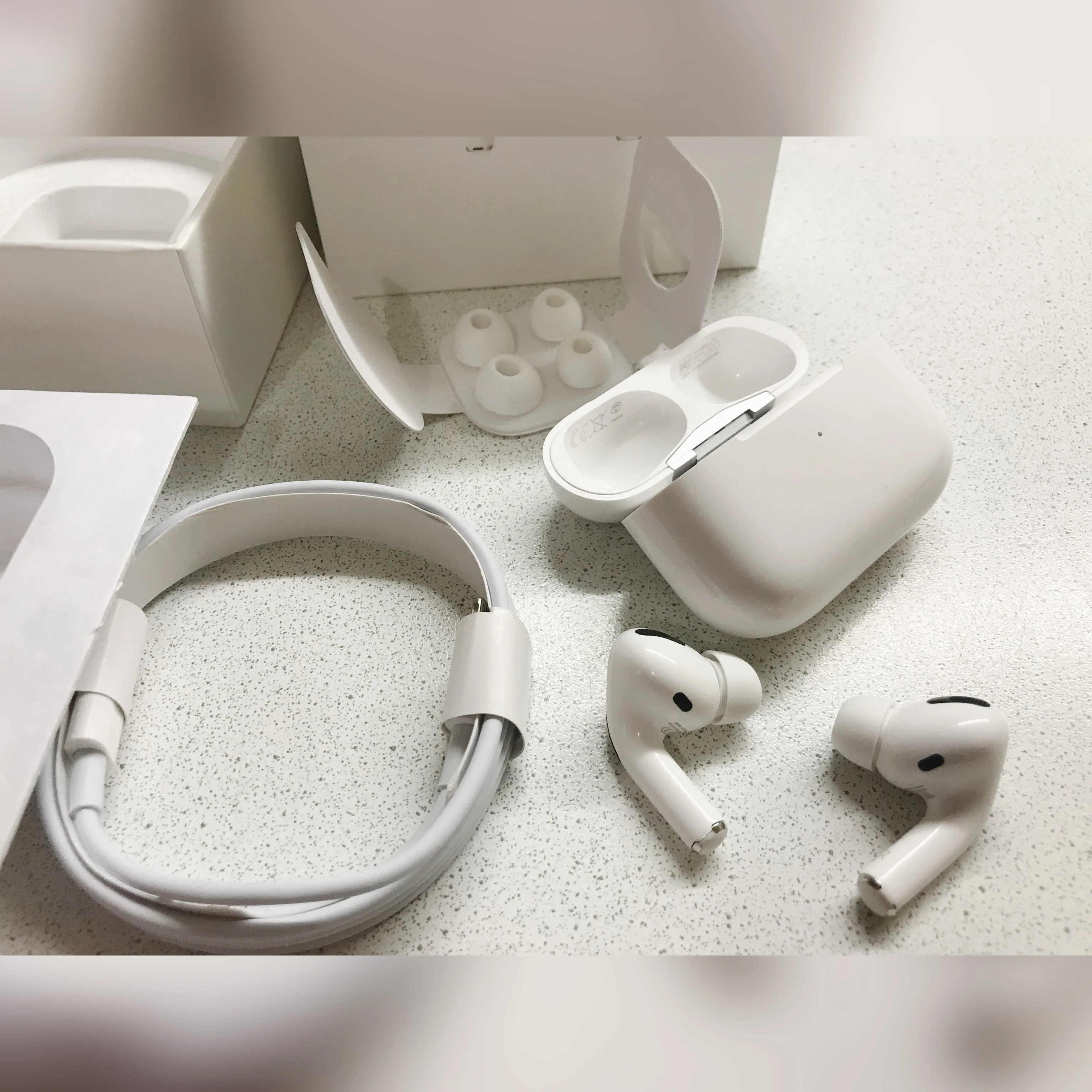 Беспроводные Bluetooth наушники для AirPods Pro 3 1:1 Ios и Android из России мужчин женщин