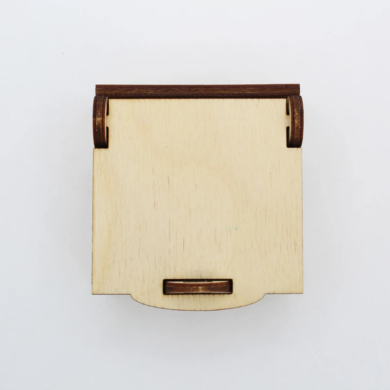 Деревянная коробка для украшений из фанеры подарочная |