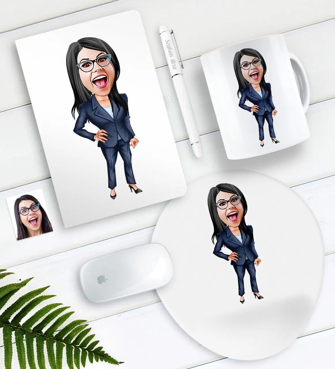 

Персонализированные Женские Boss Caricature ручка для записной книжки кружка коврик для мыши набор-4