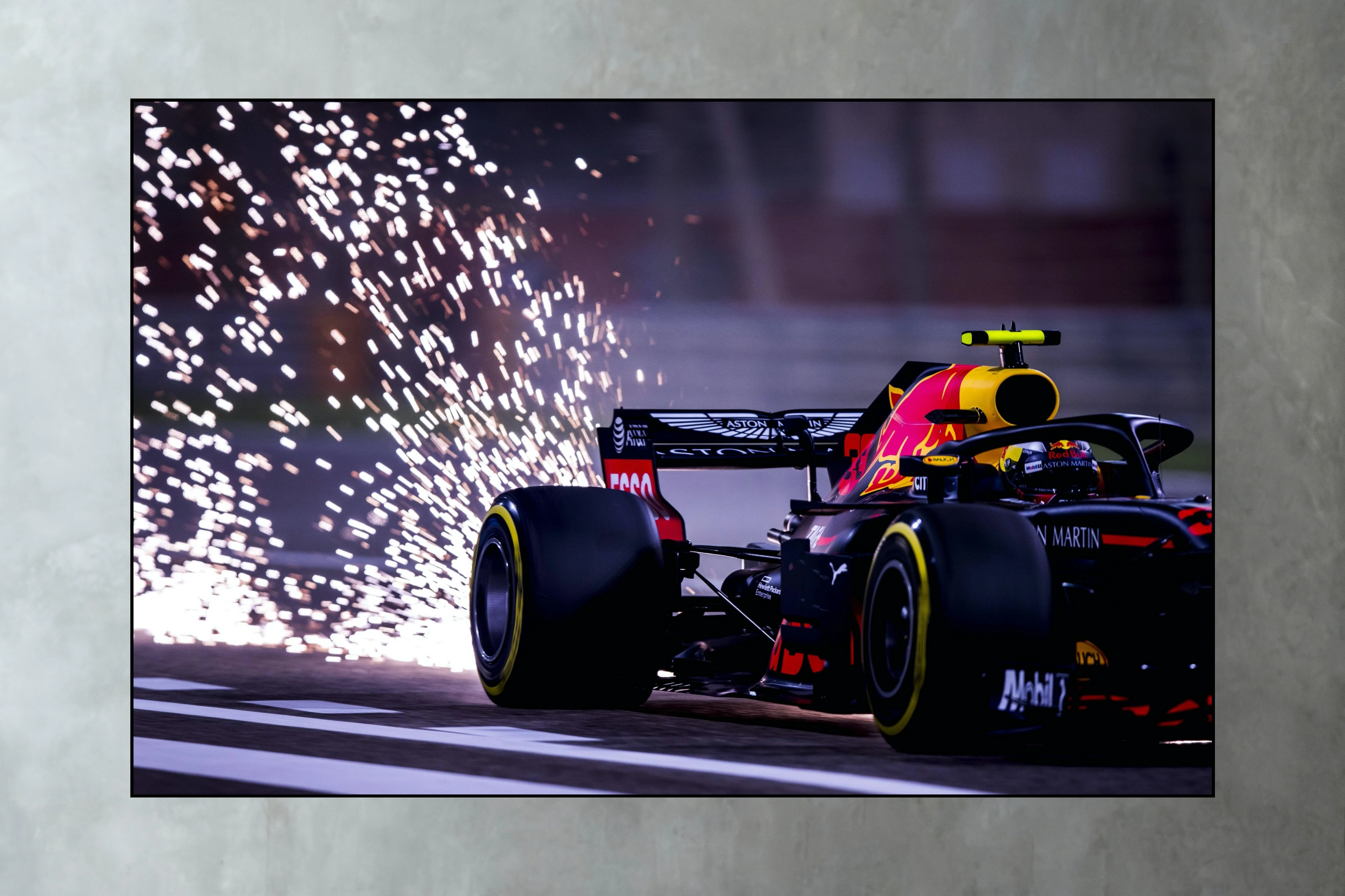 F1Redbull Мерседес Феррари Vettel Гамильтон читарильская песчаная гусеница