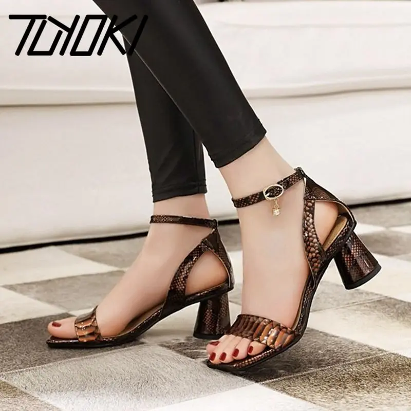 

Tuyoki Buckle Sandals Patent Leather Woman Shoes Summer Thick High Heel Shoes Sexy Snakeskin Cover Heel Daily Shoes Size 31-46