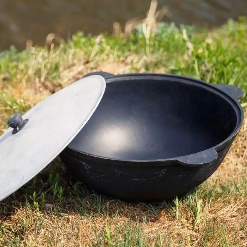 Кастрюля с крышкой низкая voeux profond d28см, 4,2 л, чугун, бирюзовая. Чугунов с л. Чугунов с л. Казан чугунный 8л. Казан чугунный узбекский наманганский.