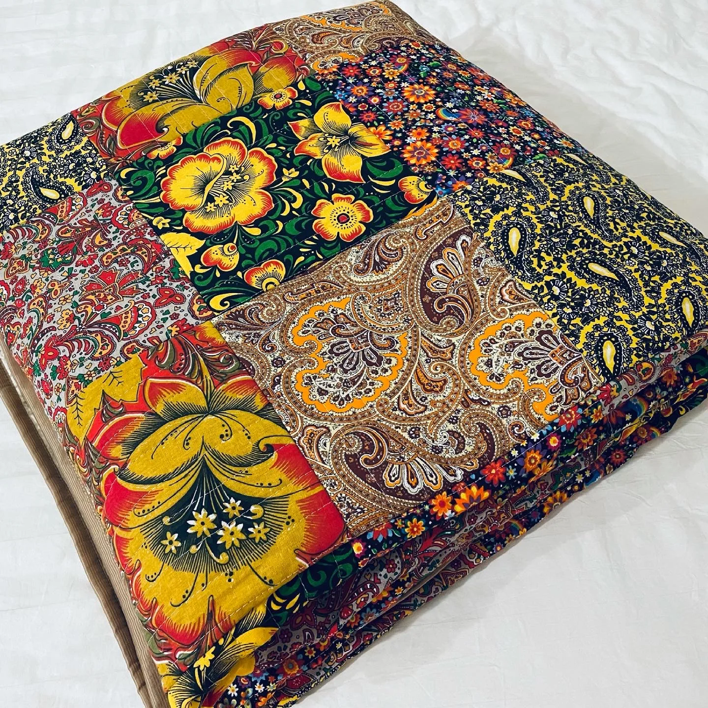 Покрывало лоскутное "Радость" HANDMADE хлопок стеганое | Дом и сад