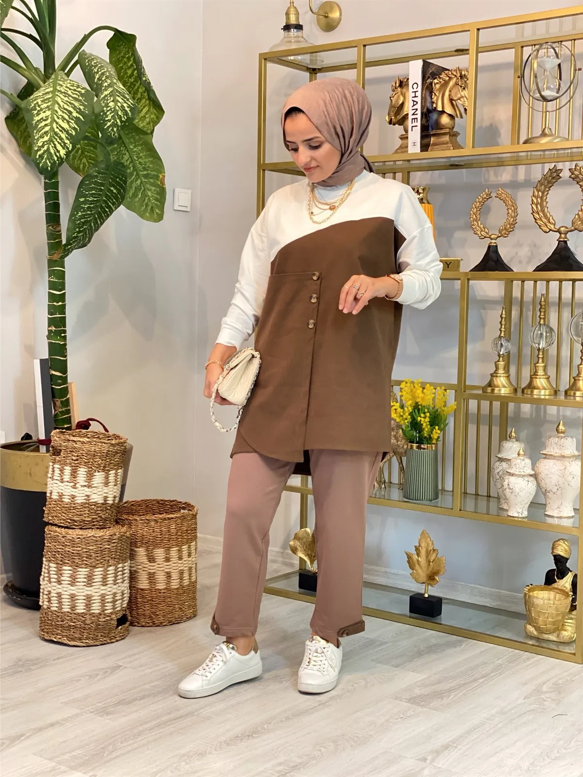 

Women's twinset tunic and trousers button detail elegant temporary shed convenient use suit Muslim fashion Islamic clothing women's clothing