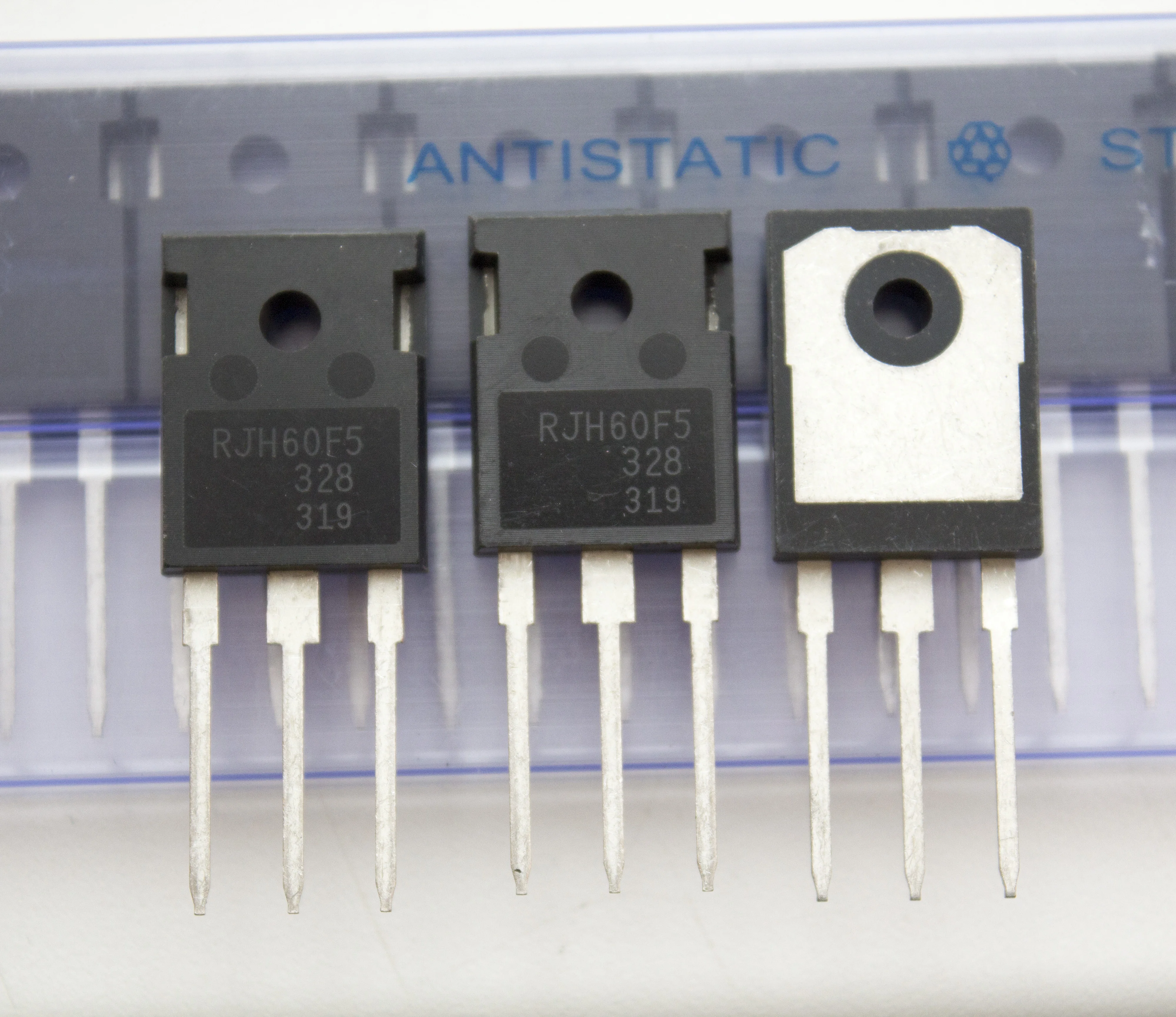 RJH60F5 - мощный IGBT транзистор 600В 40А TO-247A оригинал Renesas -1112 | Электронные компоненты и
