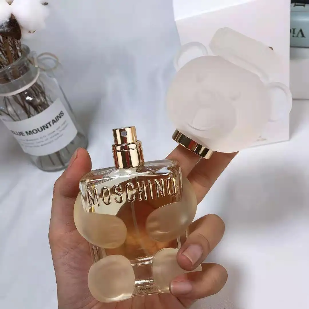 

The original single quality Moschino Toy 2 Teddy Bear Lady Bear Perfumery EDP 50ml Front tune: orange, apple, magnolia Medium no