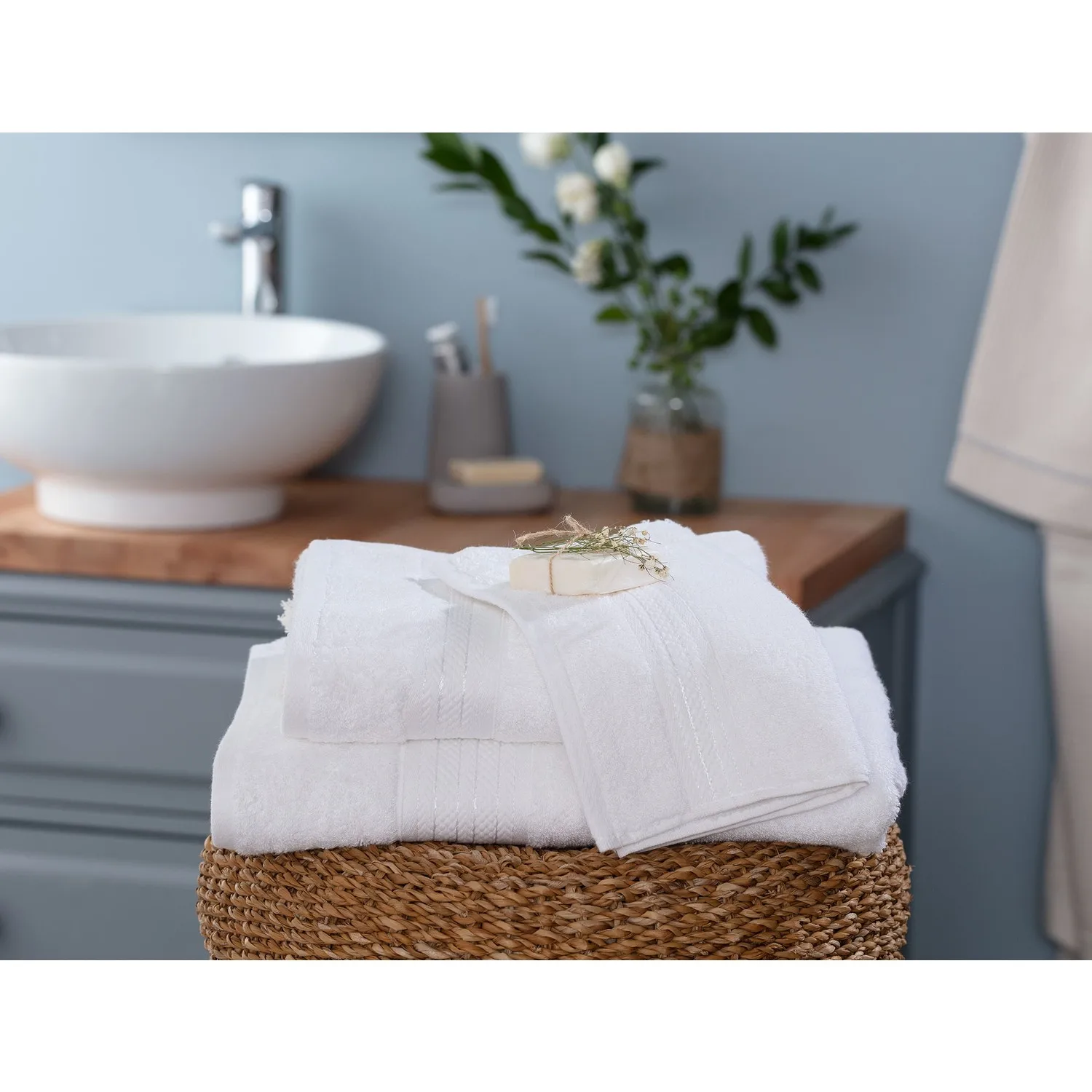 

OceanLand Bath Towel 90x150 cm Home Bathroom Viscose Cotton Absorbent Soft Colorful Powder-Indigo-White-Dark Plum-Ecru
