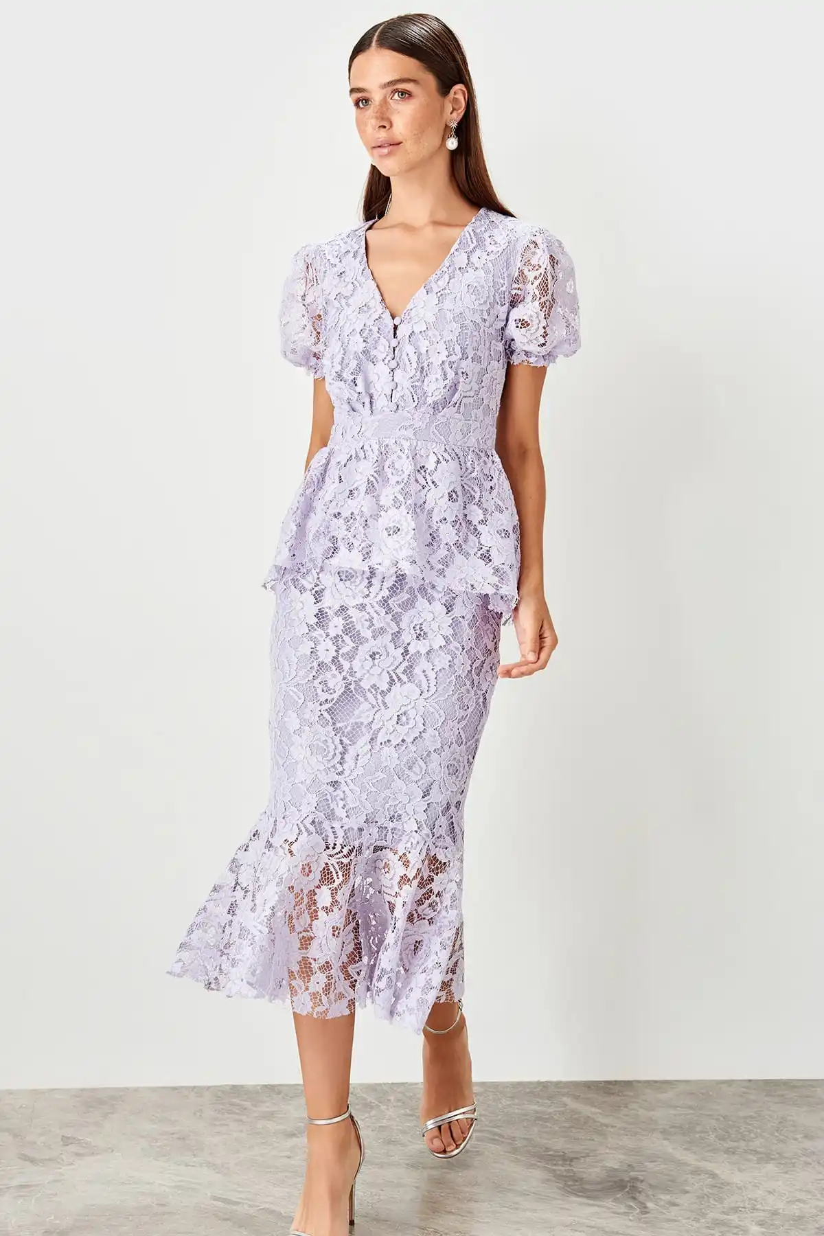 Платье с баской Trendyol TPRSS19UT0105