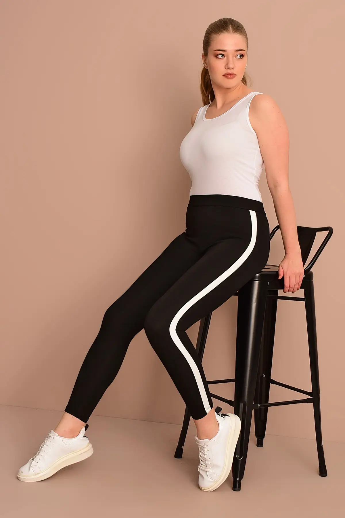 Большие свободные женские черные белые серитли высокие Bel стальные трикотажные