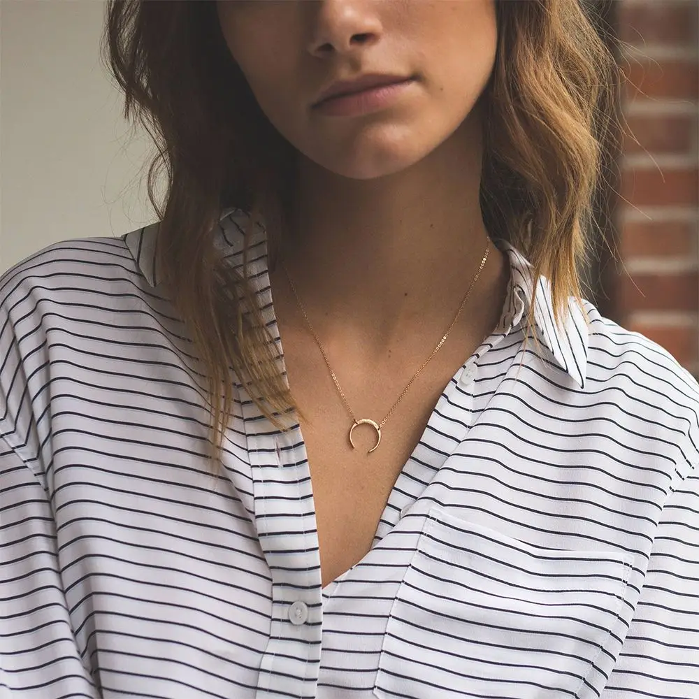 

2022 Trend Elegant Jewelry Stainless Steel Necklace Moon Pendant Simplicity Necklaces For Women Accessories Party Charm Gifts
