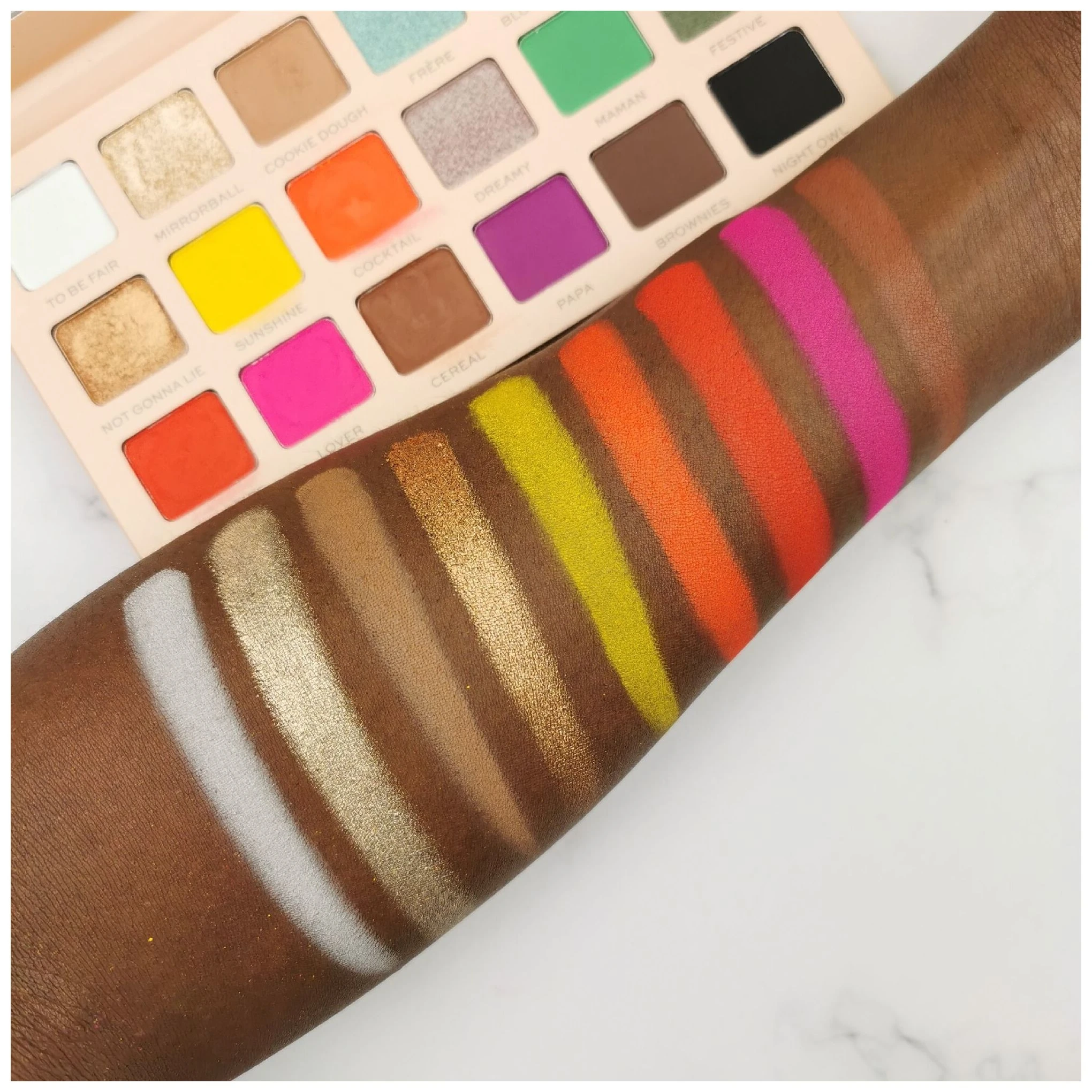 Makeup Revolution Палетка теней для век Soph X Super Spice Eyeshadow Palette |