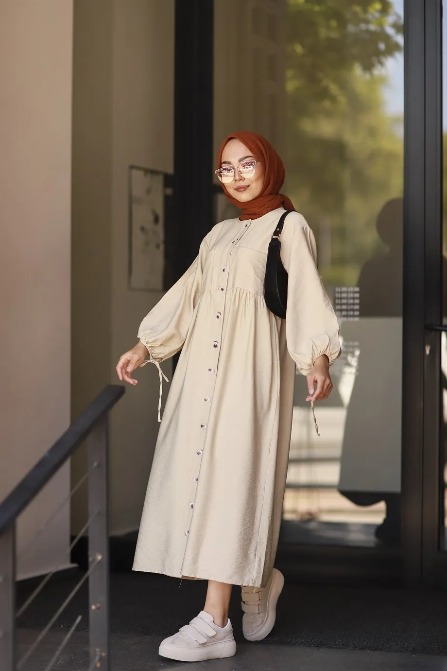 Платье женское льняное на пуговицах спереди и с карманами, стильная сезонная одежда в мусульманском стиле, хиджаб