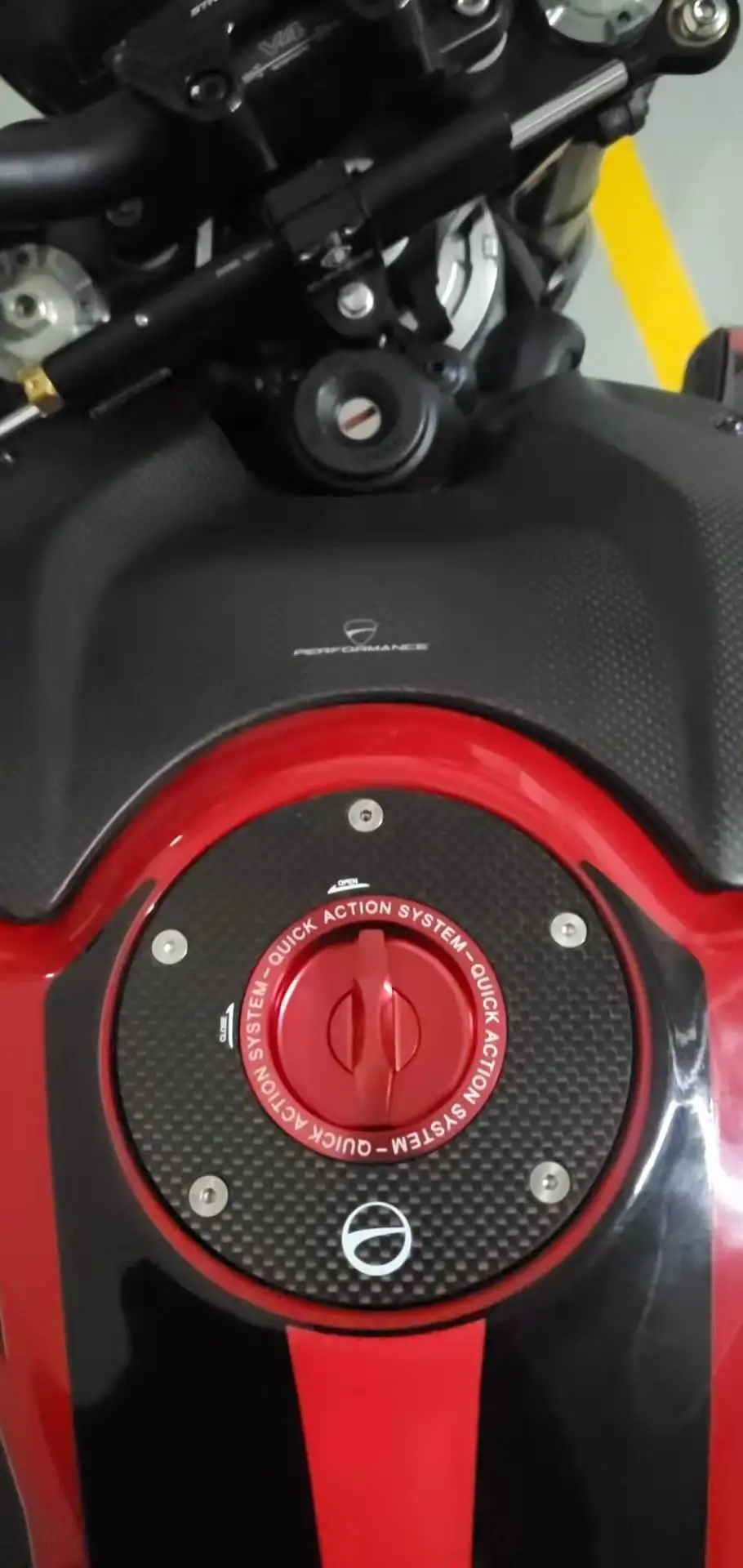 

New Carbon Fiber FUEL CAPS For DUCATI XDIAVEL SCRAMBLER