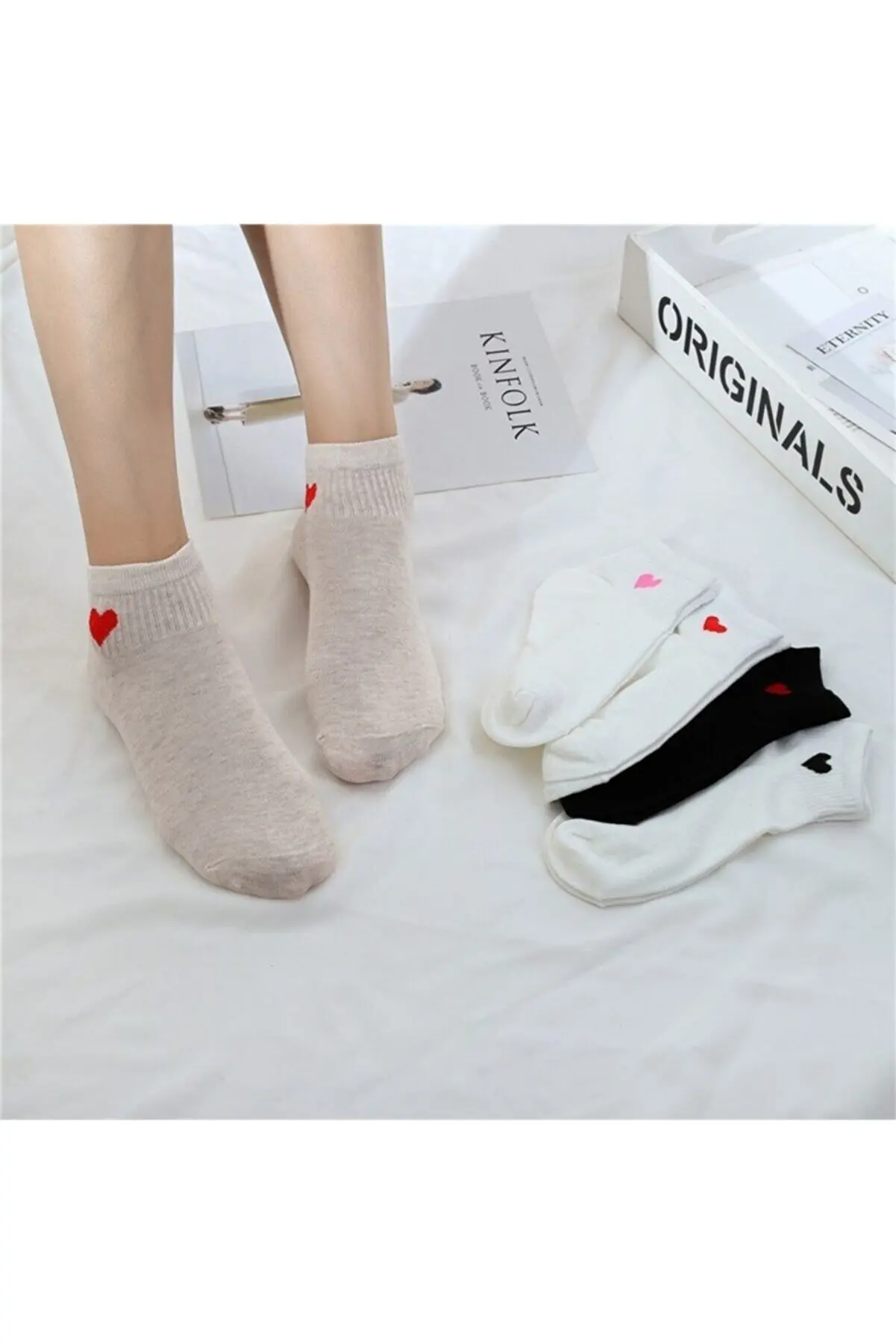 5 Pairs of Multicolored Heart Patterned Half Cuff Women's Socks